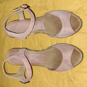 Paloma Barcelo Wedges